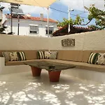 B House Алачати