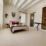 Отель B House 5*