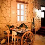 B House Отель 5*